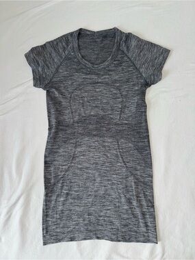 Lululemon Swiftly Tech Short Sleeve Crew
